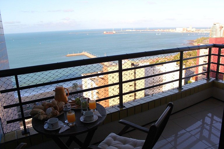 Apto ⭐ Vista Incrível ⭐ Pertinho da Praia ⭐ Wi-Fi