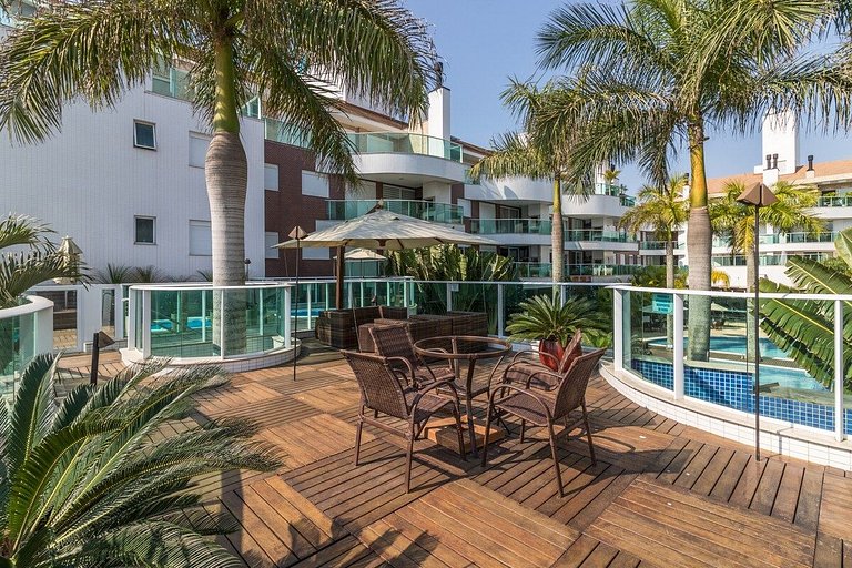 Apto Bombinhas 🏖️ Piscinas & Jacuzzi 🏖️ Wi-Fi & 2 Vagas