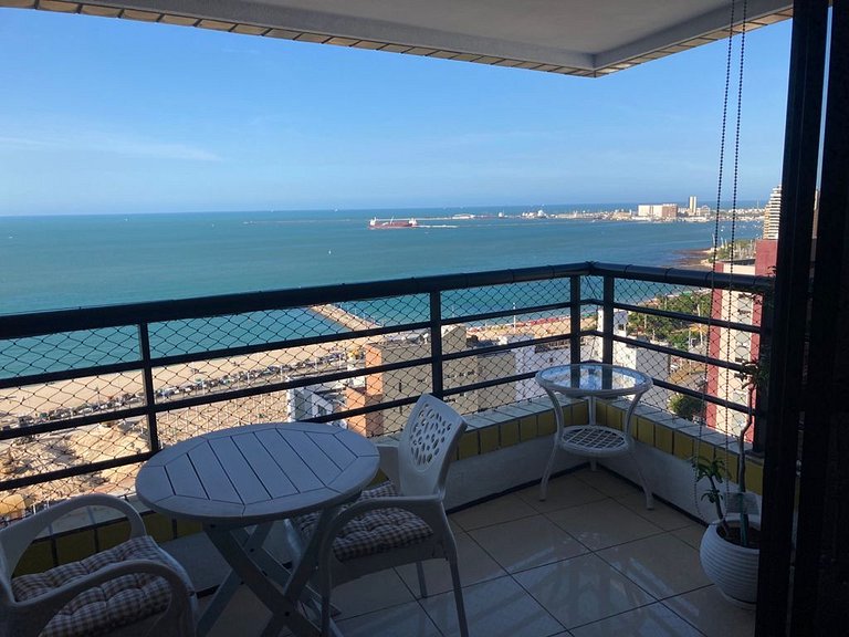 Apto ⭐ Vista Incrível ⭐ Pertinho da Praia ⭐ Wi-Fi