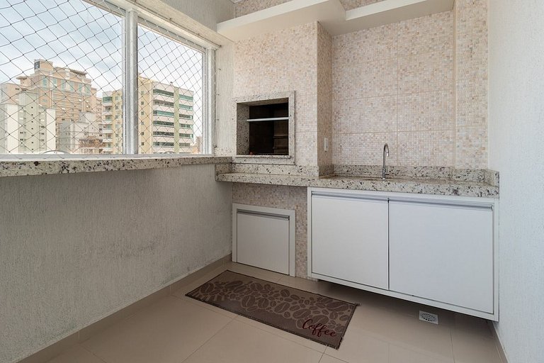 701 Sunset Beach · Apto ★ Perto da Praia ★ Churrasq., 2 Vaga