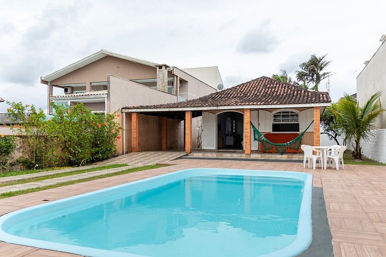 Casa Carmery · Casa com Ampla Piscina
