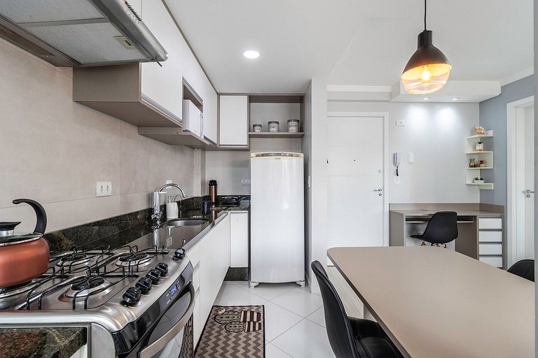 Apart Novinho em Curitiba com Vaga de Garagem