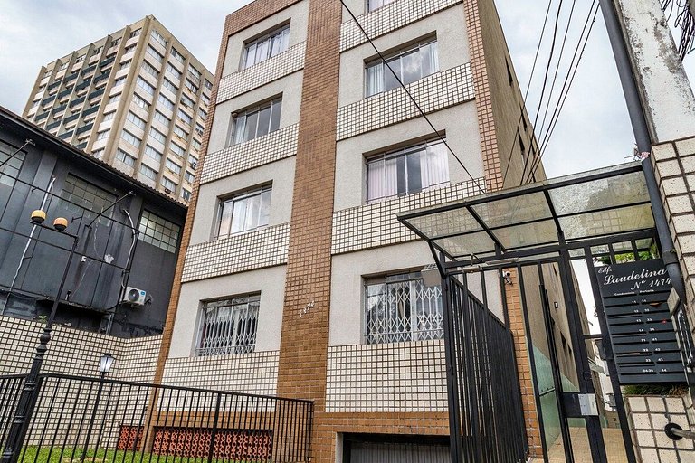 Escritório, lavanderia e vaga c/ conforto no Batel