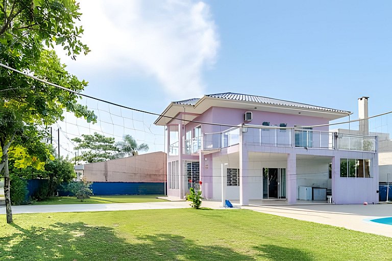 Piscina privada, a 270m da Praia, c/ 3 Vagas e AC!
