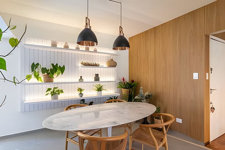 Espaço de Trabalho e Lavanderia em Região Central!