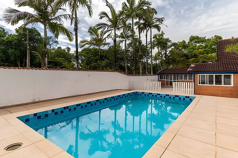 Paraíso no Atami, Casa com Piscina, A/C e Churras!