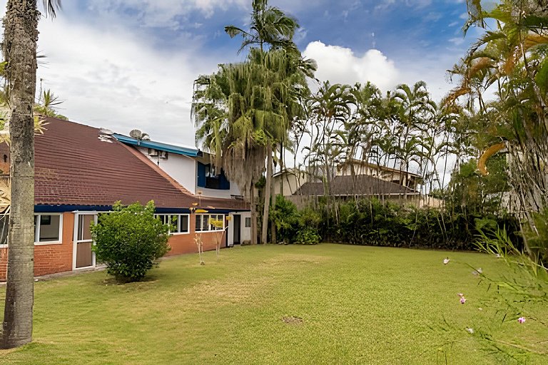 Paraíso no Atami, Casa com Piscina, A/C e Churras!